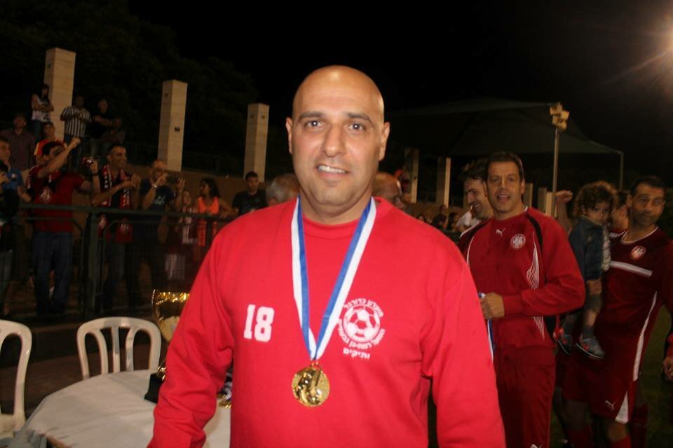 574514_663626110319344_848117659_n