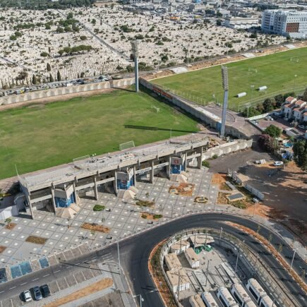 אצטדיון בת ים ממבט על